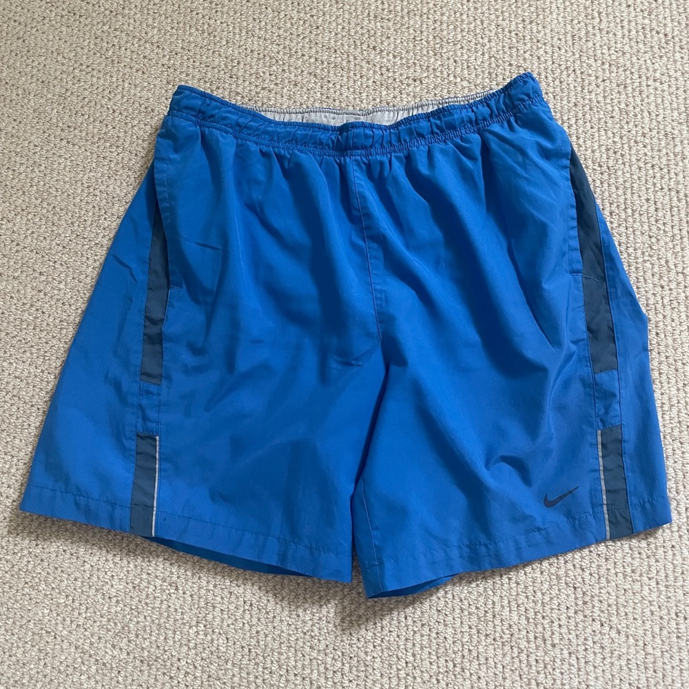 Nike dry fit men’s short. Size large.